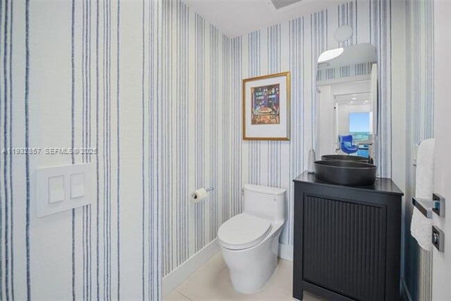 Building Photo - 6899 Collins Ave