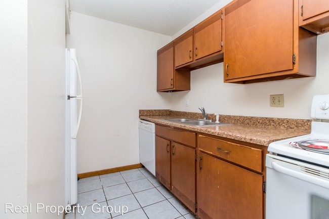 Building Photo - 1011 Southpark Dr