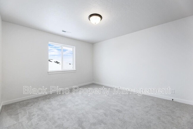 Building Photo - 11021 W Clematis St