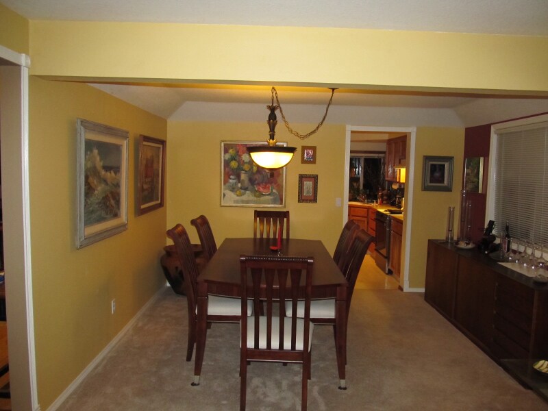 Building Photo - 12490 SW North Dakota St