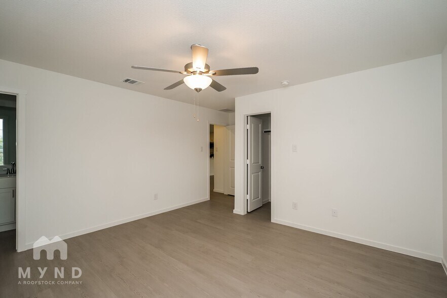 Building Photo - 10132 Dalgreen Cir