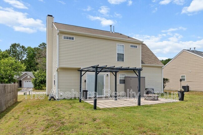 Building Photo - 5216 Carriage Pine Dr