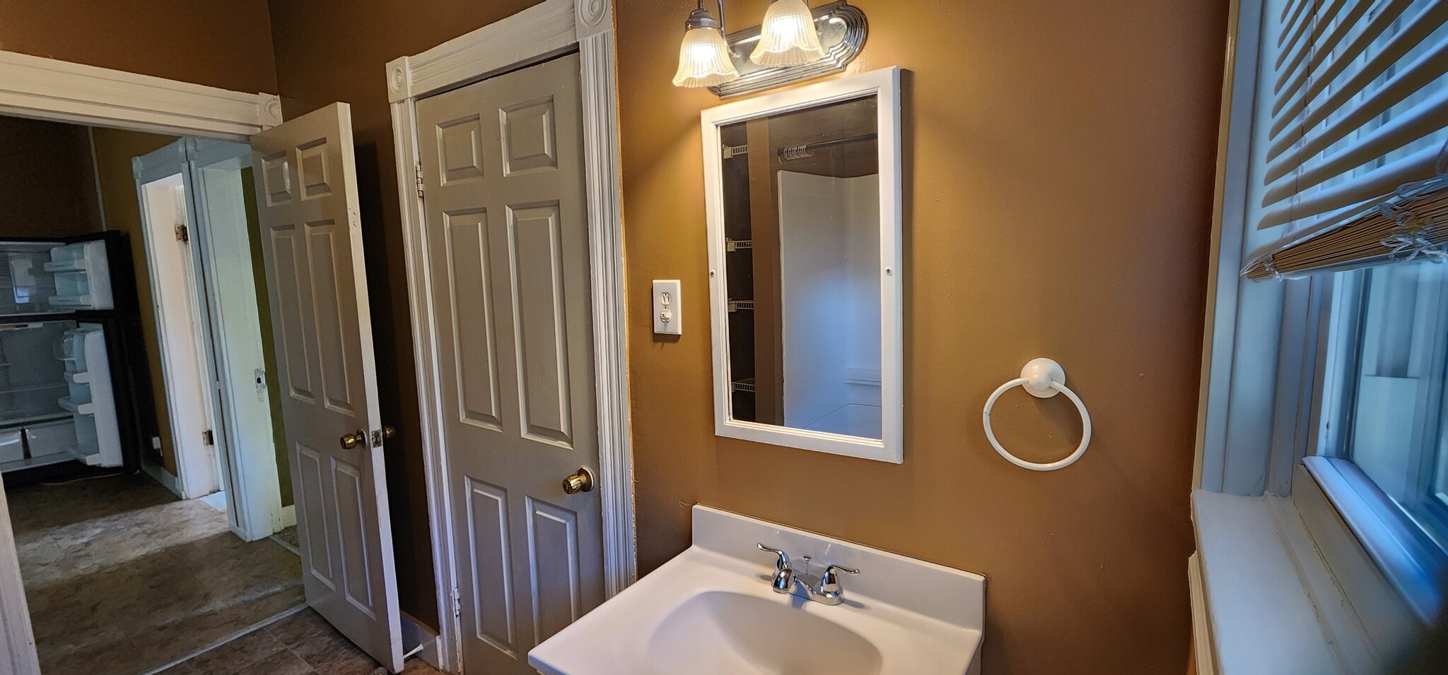 Building Photo - 63 Boyd St