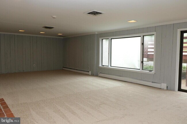 Building Photo - Secluded Country Retreat with Picturesque ...