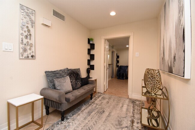 Building Photo - 7726 Miller Glen Ln