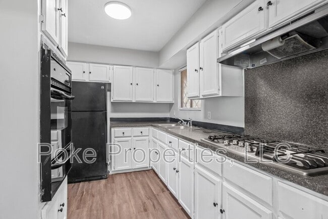 Building Photo - 2821 General Doolittle Ave