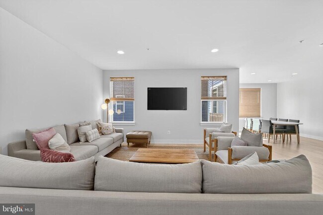 Building Photo - 22129 Clarksburg Rd