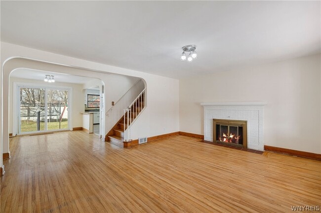 Building Photo - 94 Tudor Rd