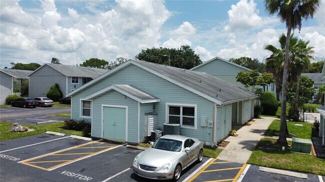 Building Photo - 5002 Terrace Palms Cir