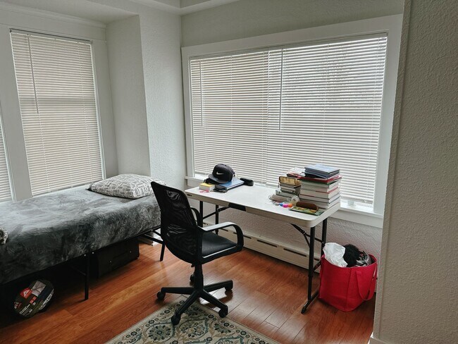 Building Photo - 821 Billy Frank Jr. St