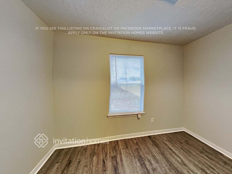 Building Photo - 16355 Long Valley Ct