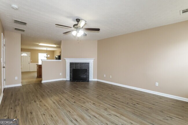 Building Photo - 2862 Vining Ridge Terrace