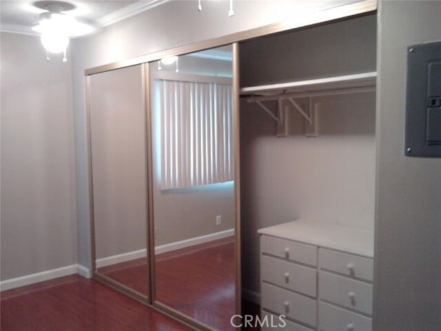 Building Photo - 400 N Acacia Ave