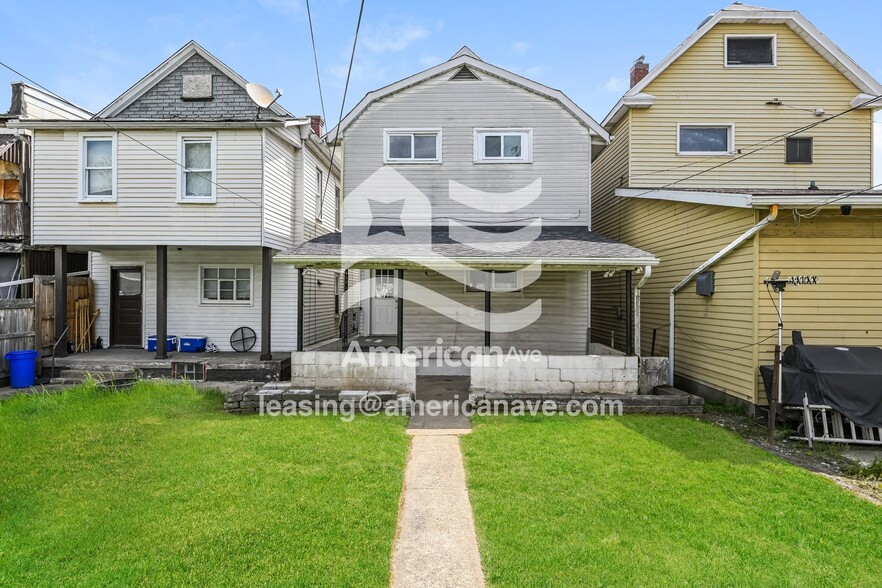 Building Photo - 1611 4th Ave