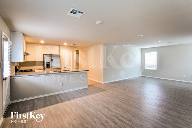 Building Photo - 14015 Mulch Ct