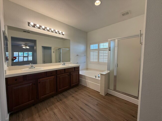 Building Photo - 9397 Boulder River Way