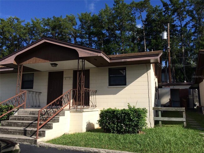 Primary Photo - 1406 SW 18th Pl