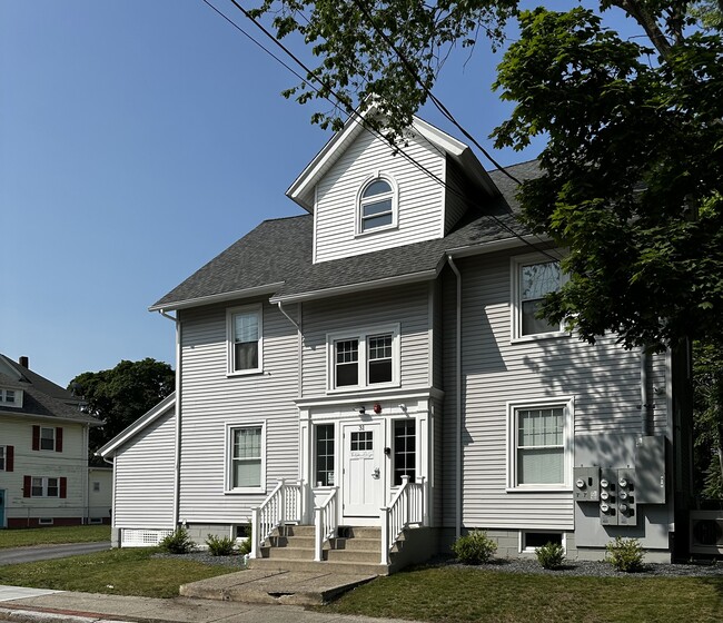 Building Photo - 31 Grove St