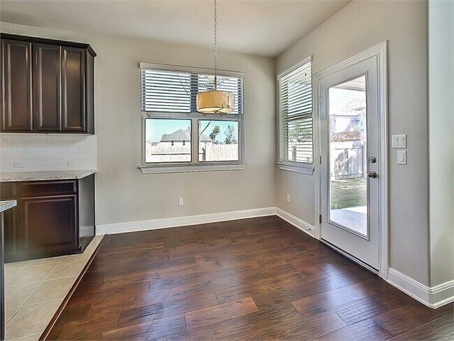 Building Photo - 15601 Cabrillo Way