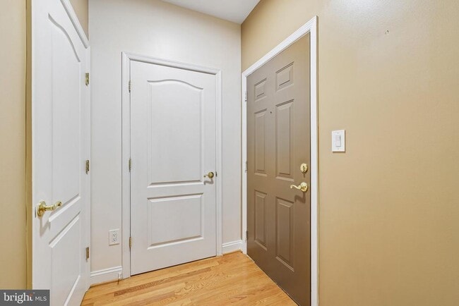 Building Photo - 5910 Great Star Dr