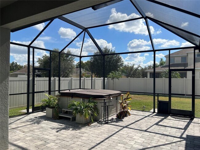 Building Photo - 11414 56th St Cir E