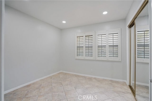 Building Photo - 7055 Avenida Leon