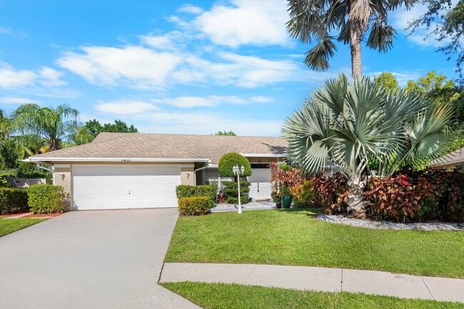 Building Photo - 1401 Hideaway Bend