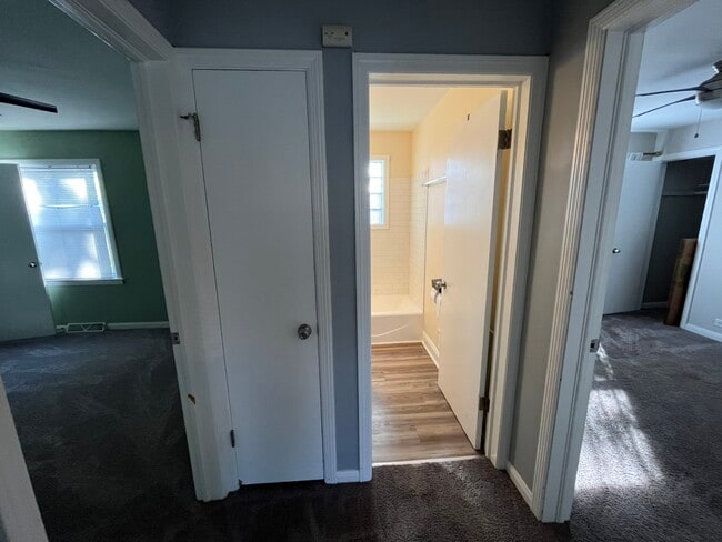 Building Photo - 15532 Gouwens Ln