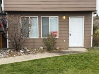 Building Photo - 553 11th St NE