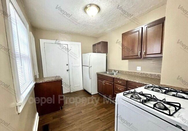 Building Photo - 5446 Harrison St