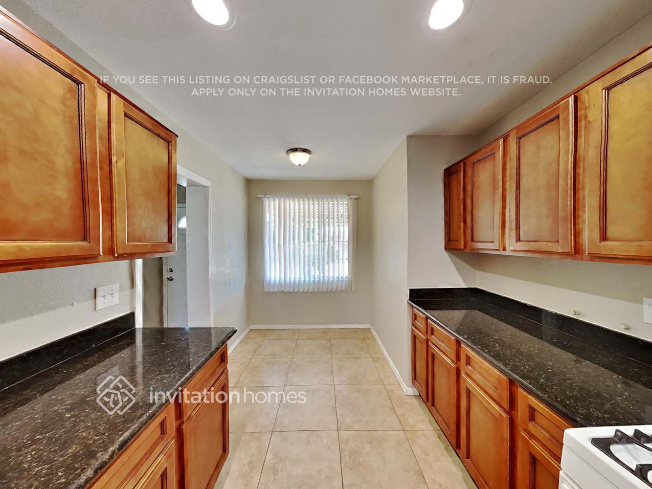 Building Photo - 402 N 47th Pl