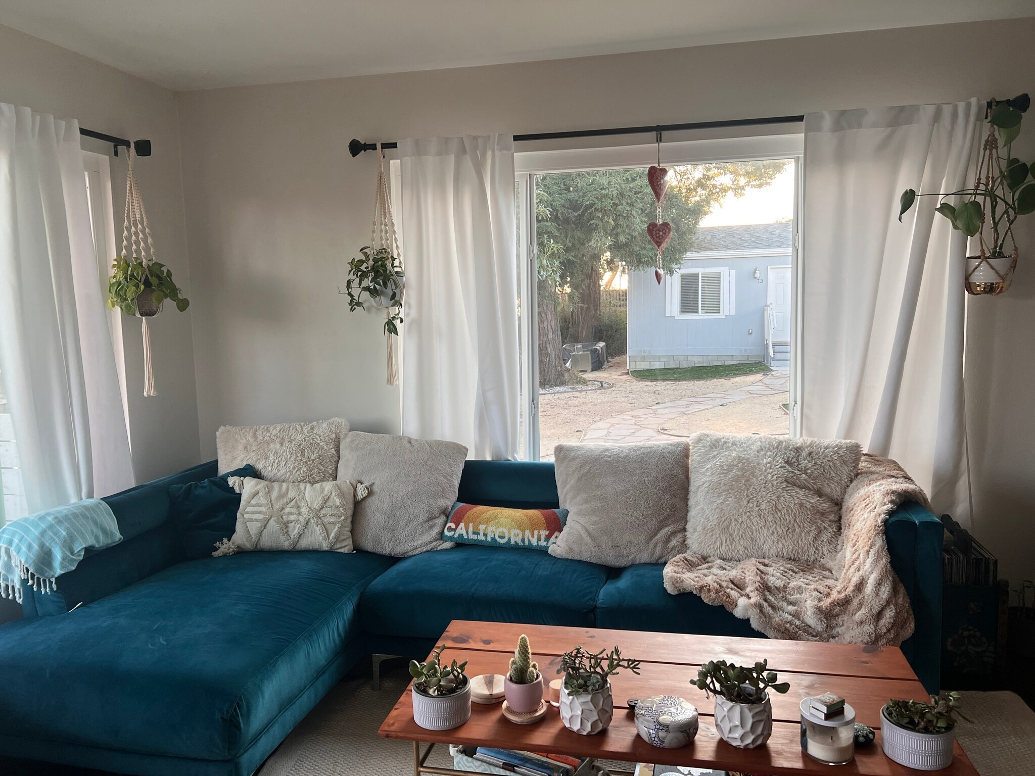 Building Photo - 67 College Dr