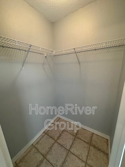 Building Photo - 9110 Arand Dr