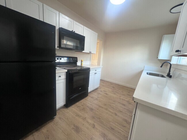 Building Photo - 1206 Gregory Way