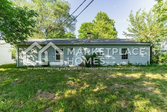 Building Photo - 70 W Adams Dr