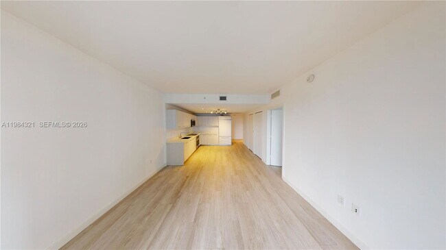 Building Photo - 55 SW 9th Ave