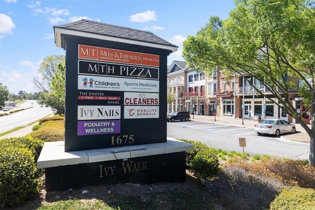 Building Photo - 4209 Whitby Way SE