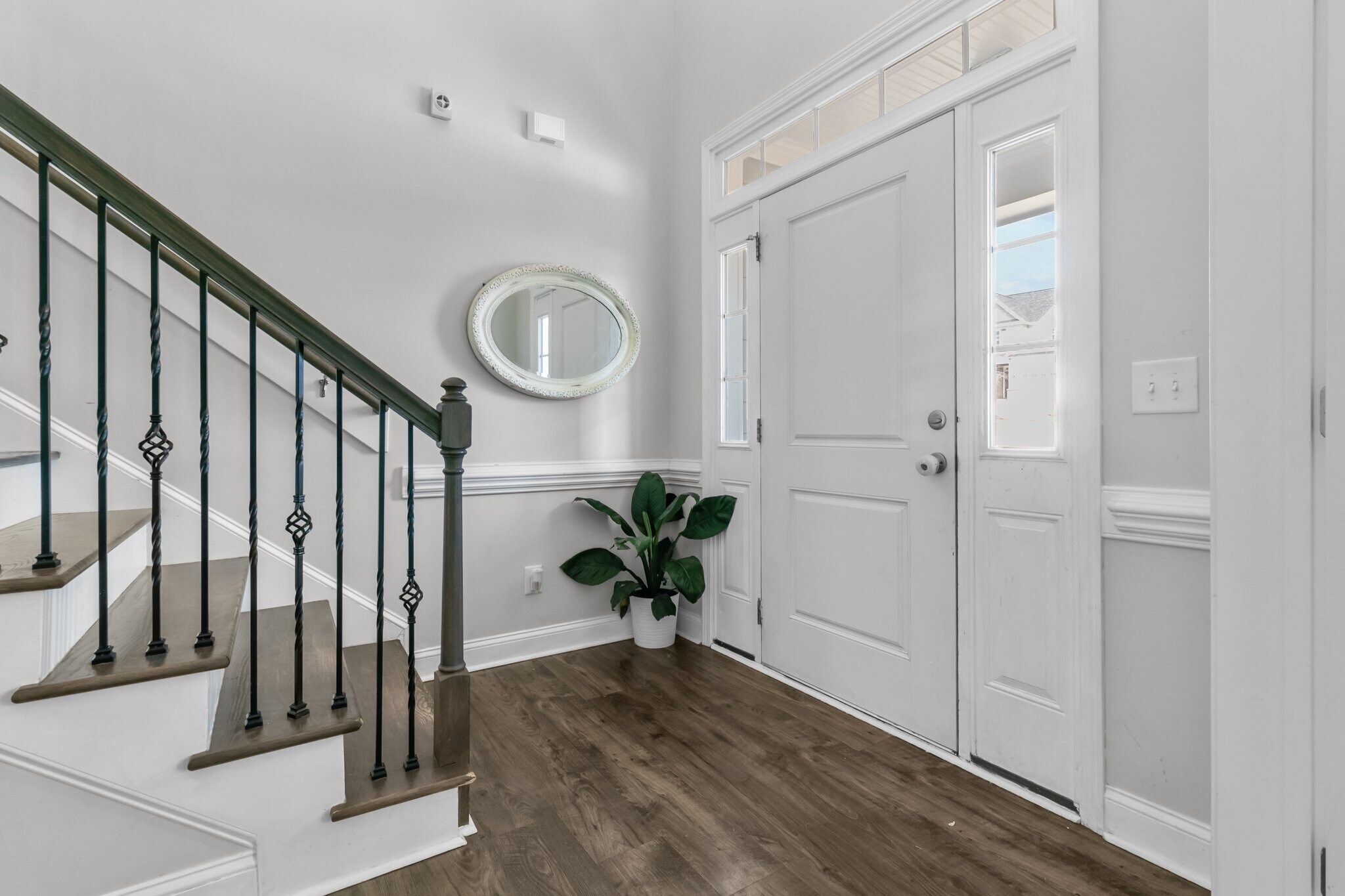 Building Photo - 230 Parrish Ln