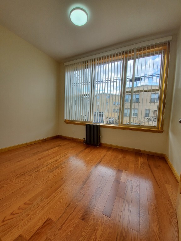 Building Photo - *Oversized three bedroom for rent quiet co...