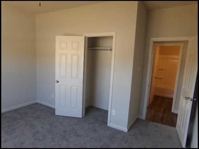 Building Photo - 1155 Bulldog Dr
