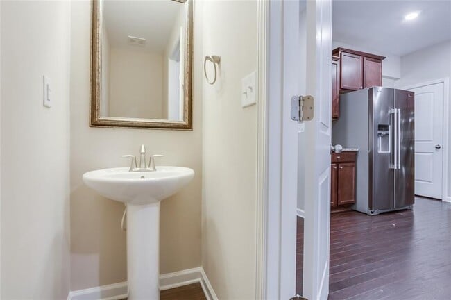Building Photo - 809 Ivy Vine Pl