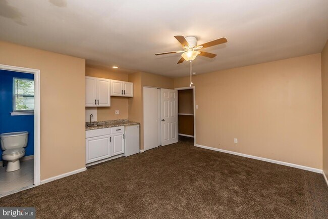 Building Photo - 3204 Norma Dr