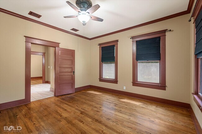Building Photo - 3 Bedroom 2 Bathroom Home in Plain Dealing