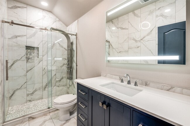 Building Photo - 5707 Headquarters Dr