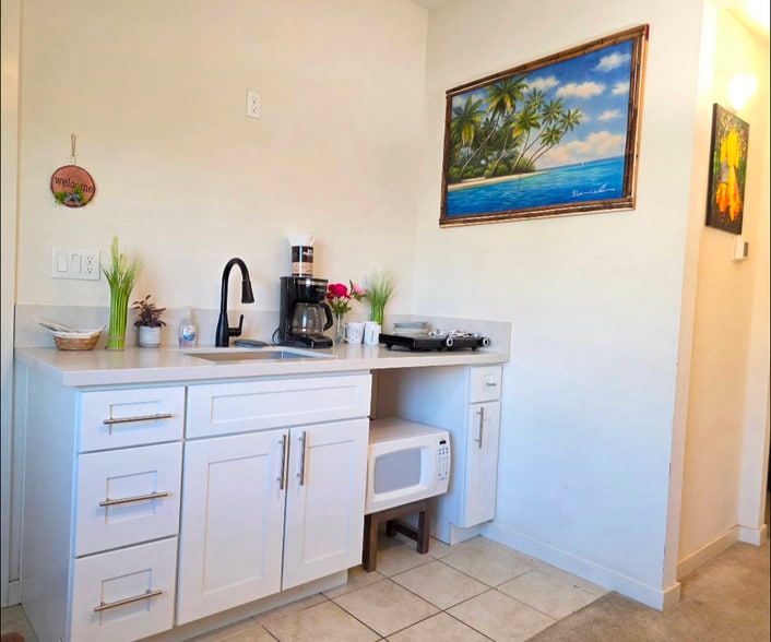 Building Photo - 2610 E Embry Ln