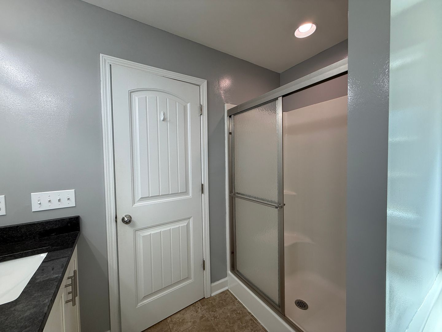 Building Photo - Cute 2 Story Home in Lundy Chase