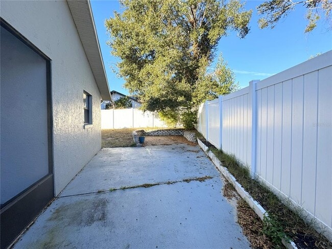 Building Photo - 1514 Poe St