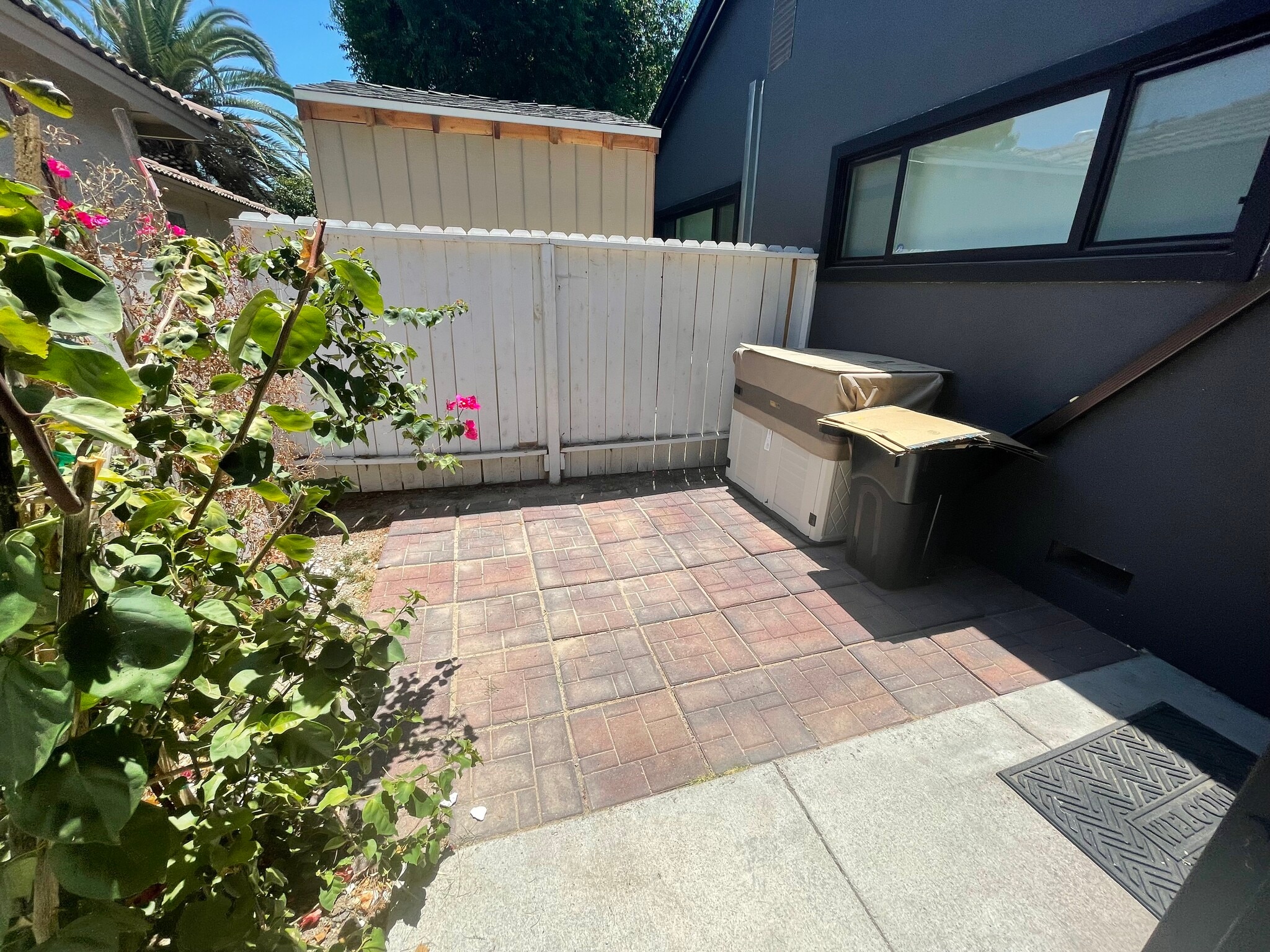 Building Photo - 20648 Cantlay St