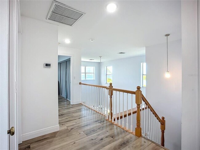 Building Photo - 2426 69th Ave W