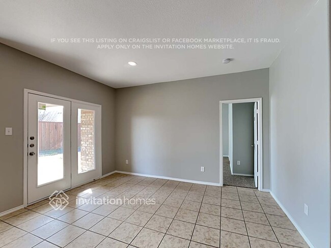 Building Photo - 224 Stable Dr
